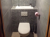 WiCi Bati, der Wand-WC mit einem komplett integrierten Handwaschbecken- Herr S (Frankreich - 74)
